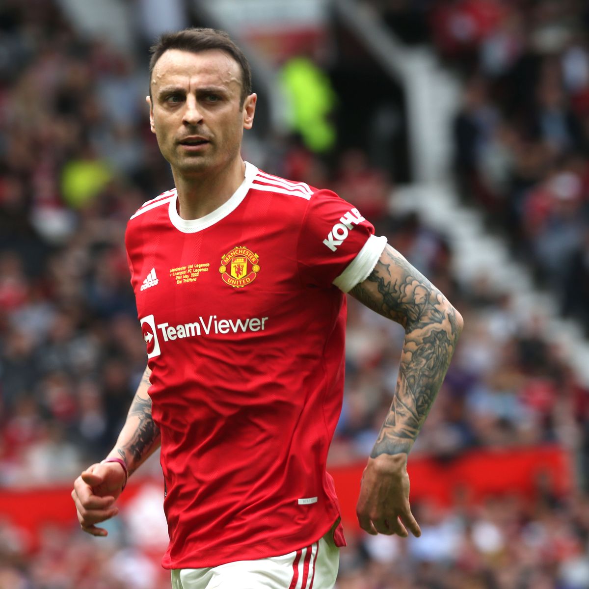 Manchester United favourite Dimitar Berbatov sends Liverpool title race warning to Man City - Manchester Evening News