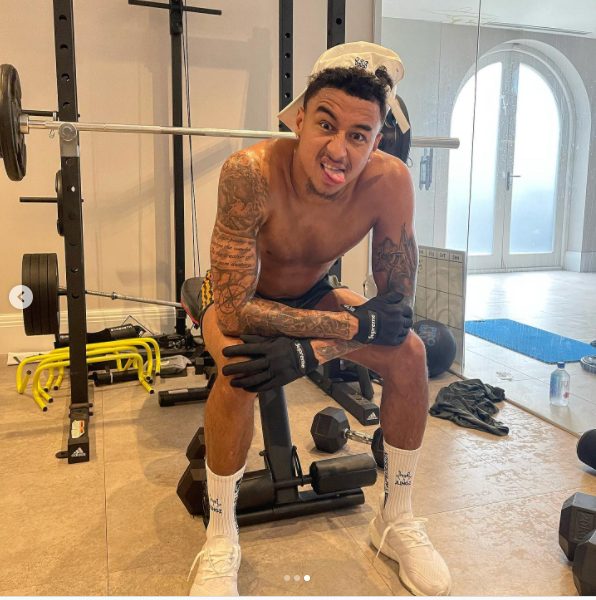 Ronaldo, arguably the king of fitness, will be happy to see how his teammate looks