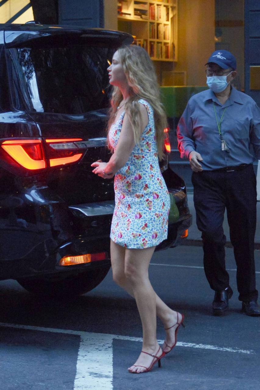 jennifer lawrence looks amazing in a floral print mini dress while out for a date night with cooke maroney in new york city-230822_4