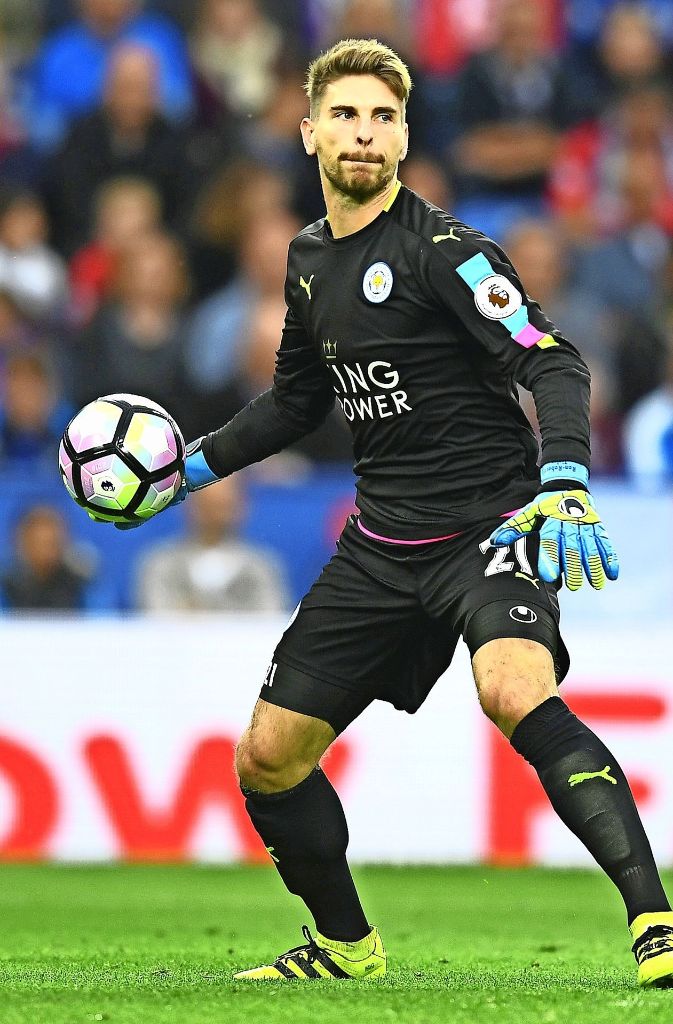 Ron-Robert Zieler im Dress des VfB-Stuttgart. - Stuttgarter Zeitung